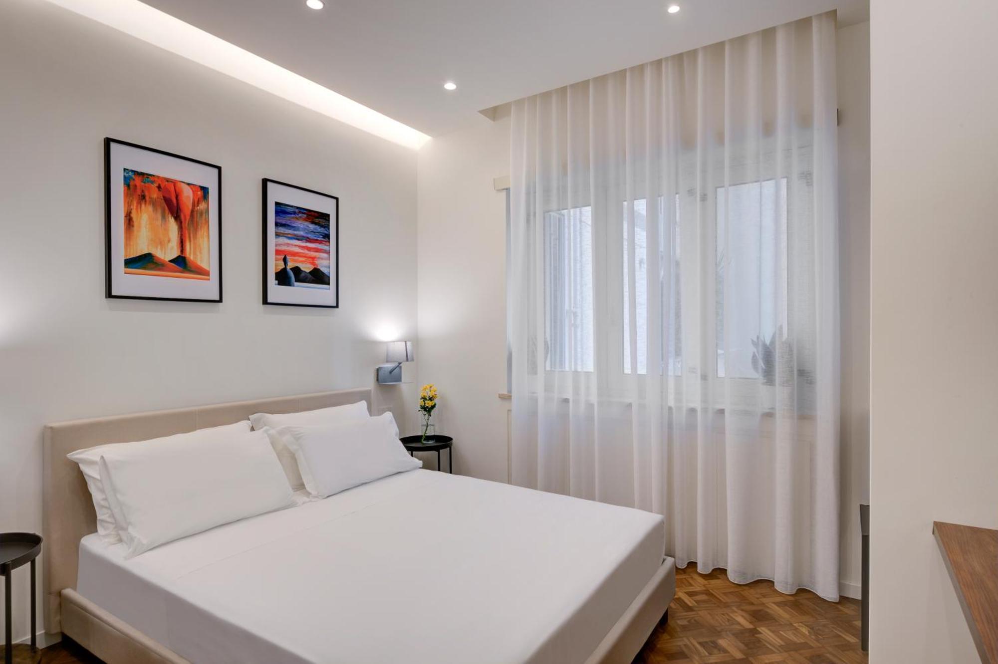Well Suites - Piazza Dei Martiri Naples Exterior photo