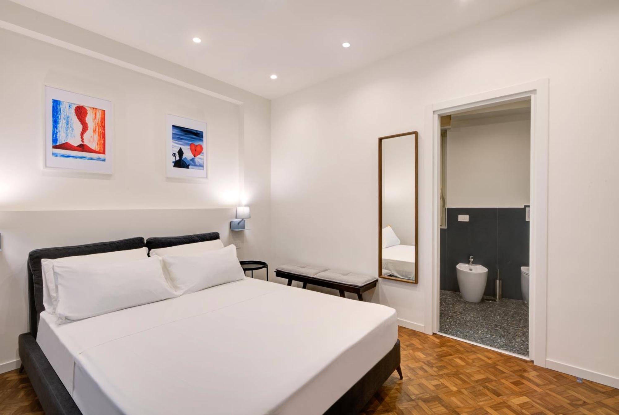 Well Suites - Piazza Dei Martiri Naples Exterior photo